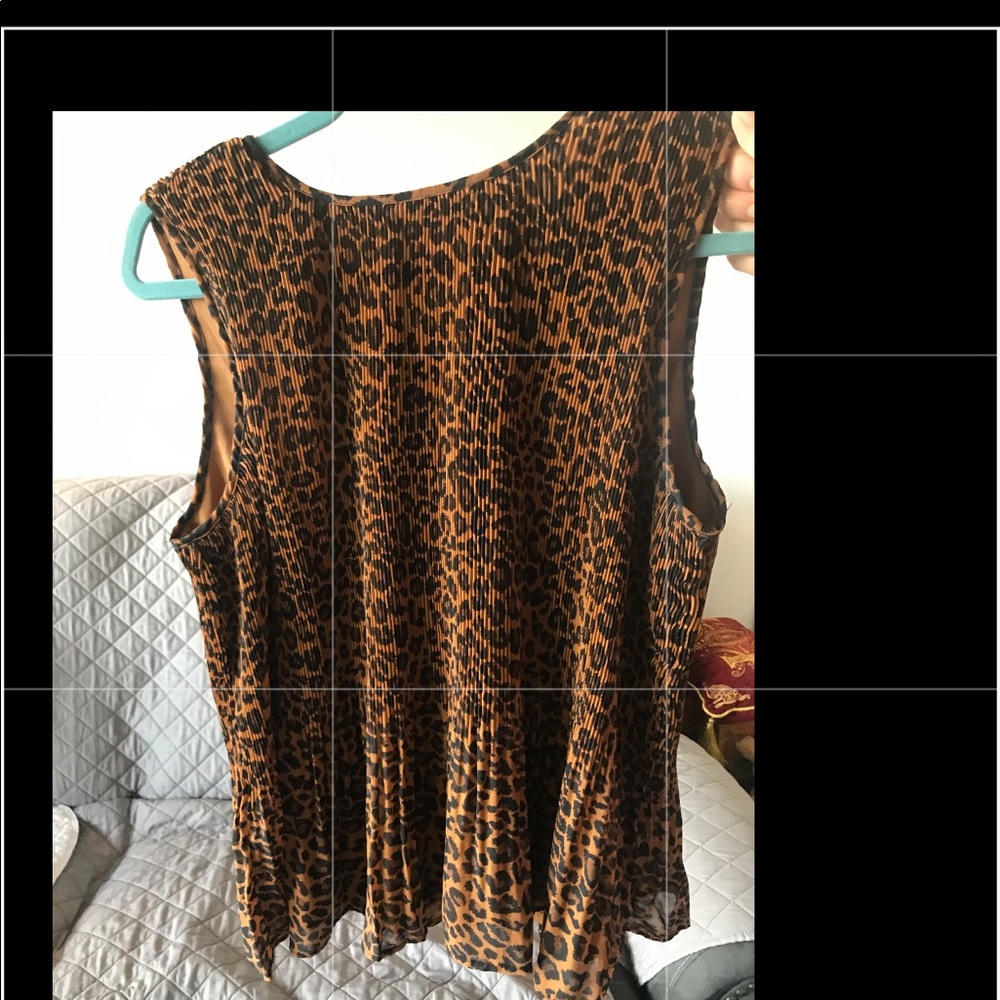 Stretch flat peplum top